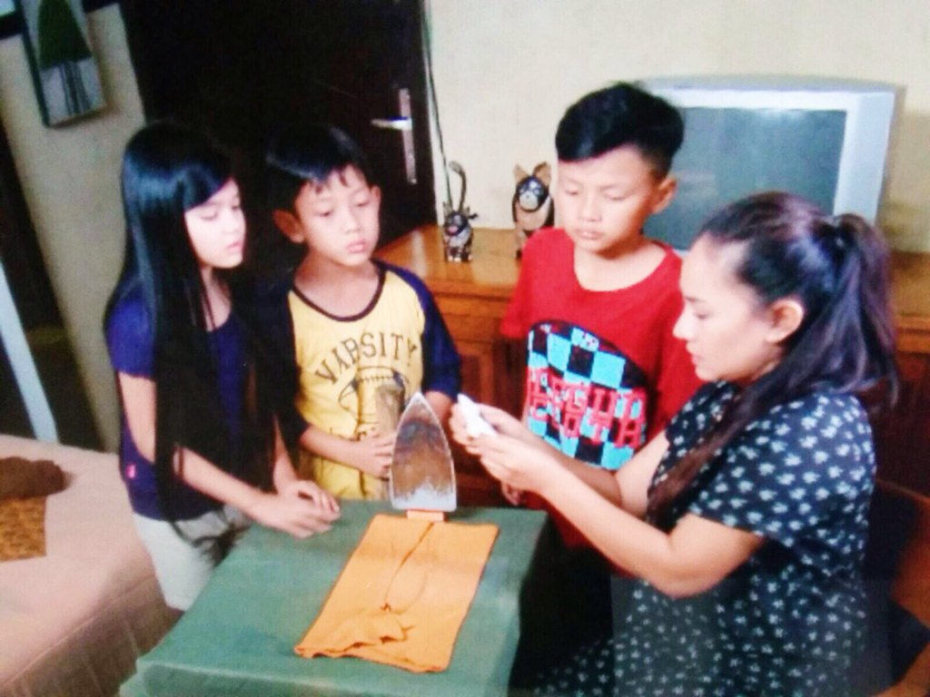 #HarimauLembahHarau berkisah ttg Jamal, Nizam &amp; Anisa yg melindungi orang tuanya dr Harimau yg ingin balas dendam