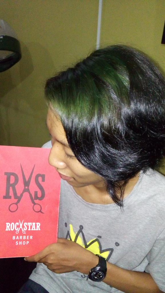 <a href="/RXSHairDivision/">ROCXSTAR HAIR DVSN</a>  hr ni tetap BUKA ...9 AM-9 PM.. <a href="/dioxjep/">Amedio Banderas</a> <a href="/DanangSuuu/">((DANANG))</a> @soloinfoID <a href="/SoloThok/">Solo Thok</a> <a href="/Info_Surakarta/">Info Surakarta</a>