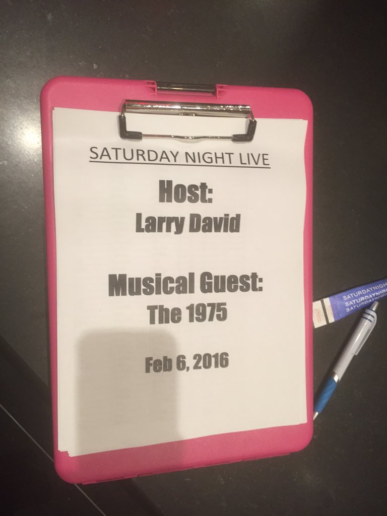 sloottie's tweet photo. AHAHAH I SAW @the1975 ON SNL LAST NIGHT AND I AM STILL SOBBING https://t.co/KItlBFpzXn