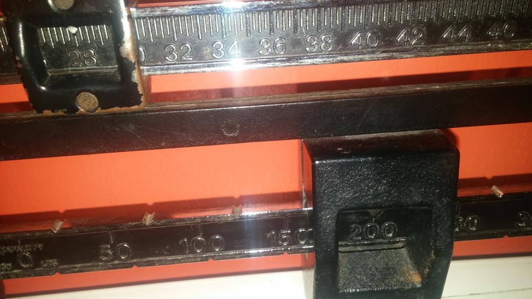 Dietexperiment1's tweet photo. 228 lbs #startingweight #dietexperiment https://t.co/H4otyXMFt5