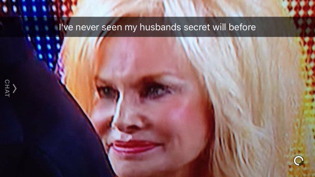 Skipalicious21's tweet photo. When your little brothers snap story is 🔥🔥🔥 #imactuallydead #ilaughedoutloud #superbowl #CinderellaStory https://t.co/z8ZHfTLKb5