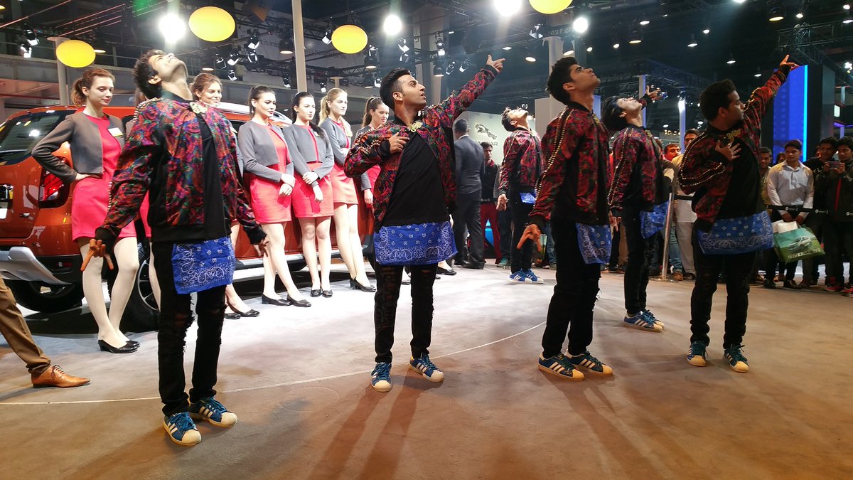 RenaultIndia's tweet photo. Day 4 begins for #RenaultAtAutoExpo with scintillating performances by YoYoBoys and Taal.inc at #AutoExpo2016. https://t.co/xlX5AiIdw4