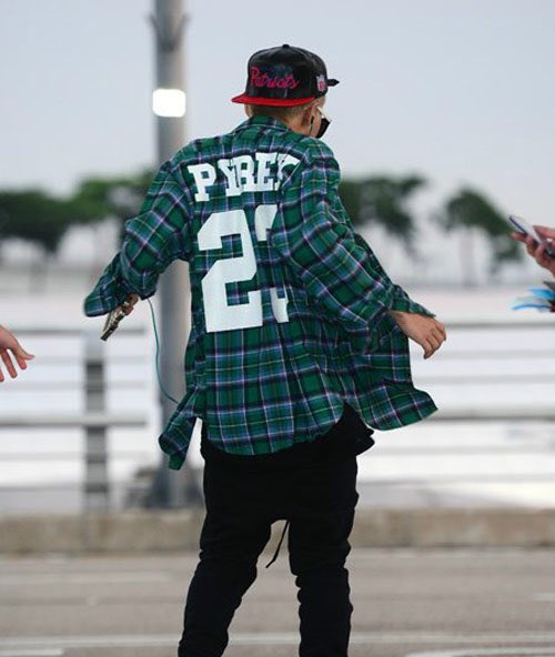G-Dragon × PYREX VISION × Jordan 4 