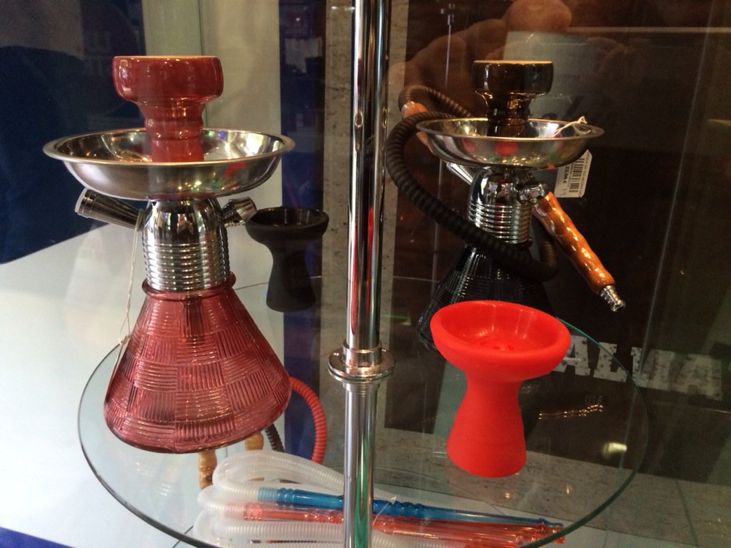 estancoNervion's tweet photo. Nuevo surtido de cachimbas chicas. Ven y elige la tuya😜😜 https://t.co/hDsFkI9Mul