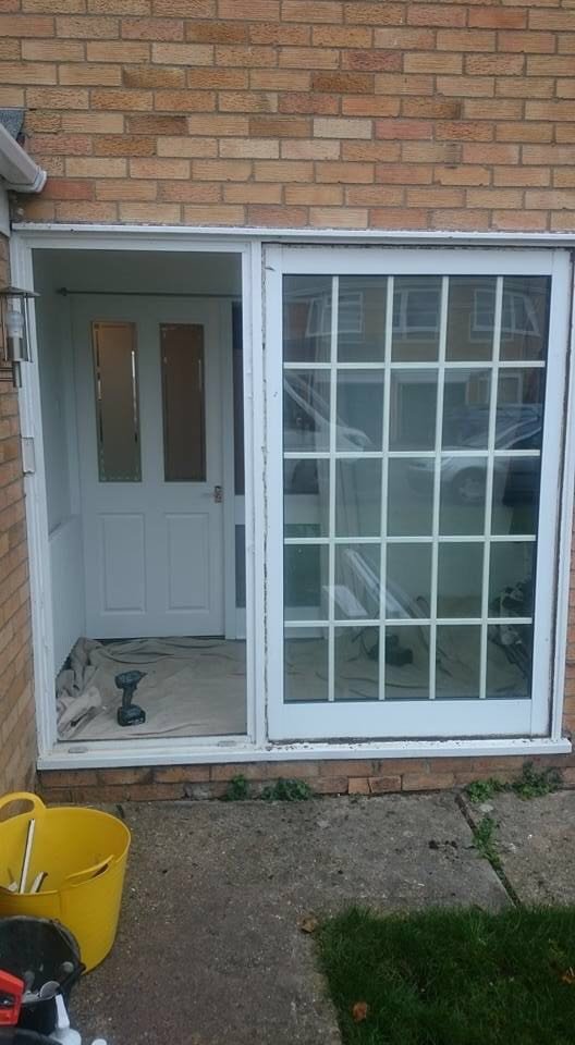 GAPhomeimprove's tweet photo. Before & after #solidor Milano door w/Italia handle, grey thermal skins+foiled,toughened satin glass panels #dgcos https://t.co/qtZATDhcbN
