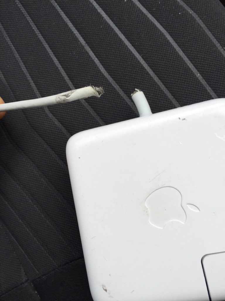 ScottPQuinn's tweet photo. ARGHHHH THE BANE OF MY LIFE!!! Apple why are your chargers so weak?!! This is my 4th!! #apple #macbookprocharger https://t.co/VKUuInvVTu