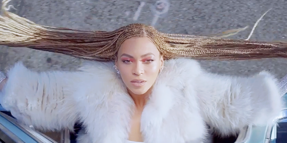 BusinessInsider's tweet photo. No, Beyoncé is not bashing the police: Here's what her new song 'Formation' is really saying https://t.co/NXykSAZiFv https://t.co/CAj9jcYlnB