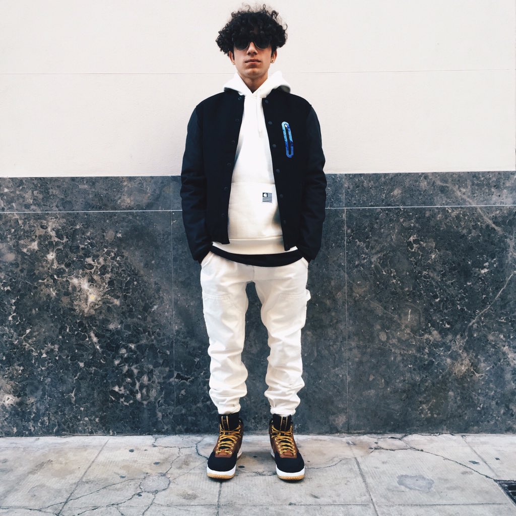 Ultimi giorni disponibili per approfittare del 50% di sconto su tutta la collezione FW15

#saldi #sales #yankeeshop