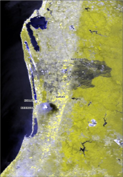 Landgate's tweet photo. Smoke from the #Uduc fire near #Harvey can be viewed via MODIS satellite. Image taken at 13:52 today #WAnews https://t.co/dNnEgs6PhD