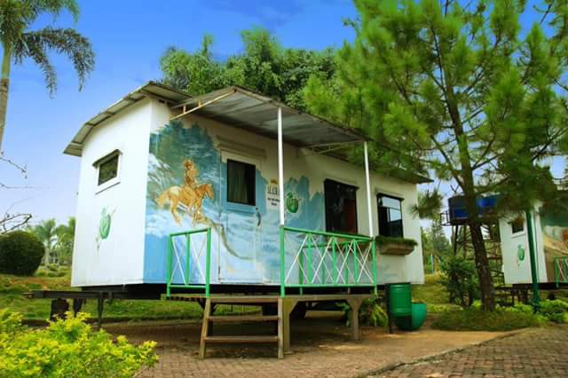Syifalfira's tweet photo. Slh satu penginapan paling unik hanya di green apple garden residence cipanas puncak yuk bawa rombongannya kesini:G https://t.co/XzMbAwOXdN