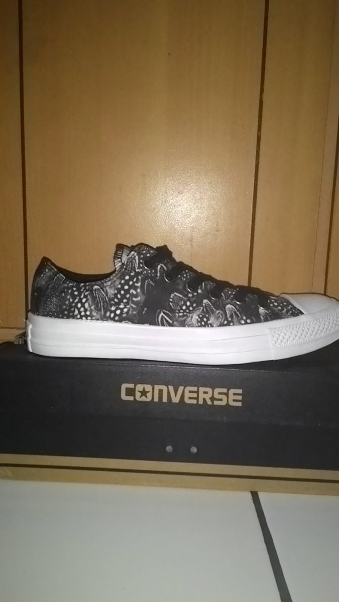 B.A.P SNEAKERS (@bap_sneakers) on Twitter photo Converse size 39 40 Bnib IDR 300k <a href="/FS_80cs/">FAMILY 3STRIPES</a> <a href="/COSUU_/">COKLAT SUSU</a> <a href="/BADE_Official/">B.A.D.E</a> <a href="/DieSneakers/">Die_Sneakers</a> @OriginalistBali <a href="/shoeskit/">IG : Shoeskitroom</a> Converse size 39 40 Bnib IDR 300k <a href="/FS_80cs/">FAMILY 3STRIPES</a> <a href="/COSUU_/">COKLAT SUSU</a> <a href="/BADE_Official/">B.A.D.E</a> <a href="/DieSneakers/">Die_Sneakers</a> @OriginalistBali <a href="/shoeskit/">IG : Shoeskitroom</a>
