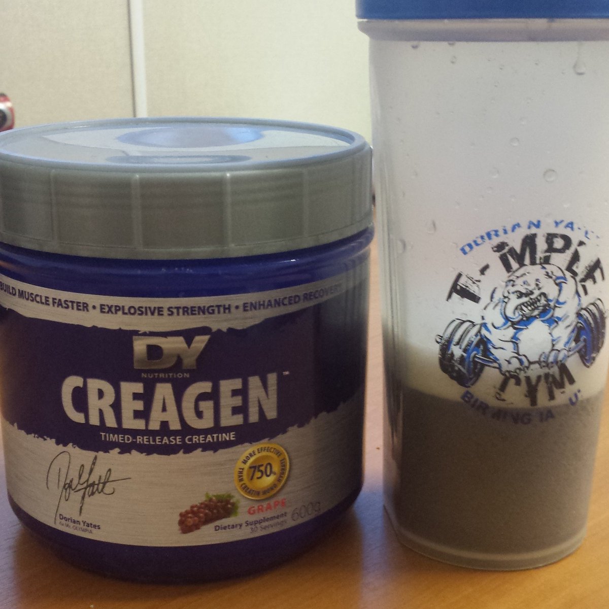 keithfarrell85's tweet photo. How i start each day. creagen is the best creatine on the market @Dorian_Yates_UK @DYNutrition_ @dynutrition https://t.co/TggKjhpCAJ