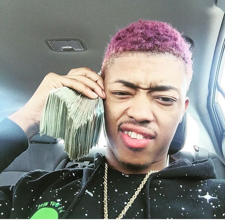 teejonesss's tweet photo. Been dropping tears all damn day thinking about you 😪#ripsham #truehustler #richoffoflean 😈 https://t.co/ZsCXgtynOT