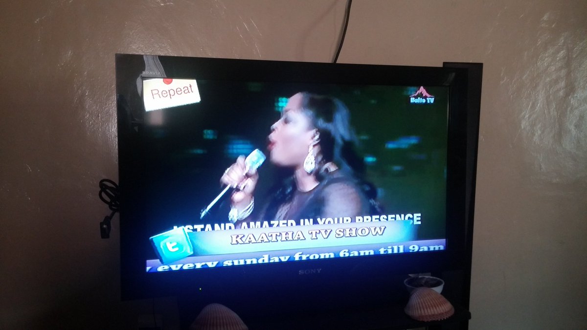 KaathaTVShow's tweet photo. @sinach playing on #kaathatvshow rerun on @BaiteTV 
@KaathaTVShow 
@KaathaTVShow 
@KaathaTVShow 
@KoomeSprinkle https://t.co/cmKgQoiw7I