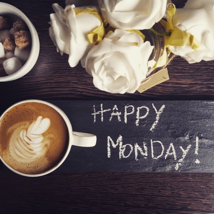 We've got scones to bake this morning but a coffee injection is needed! #mondayblues #latteart #broadwaycotswolds