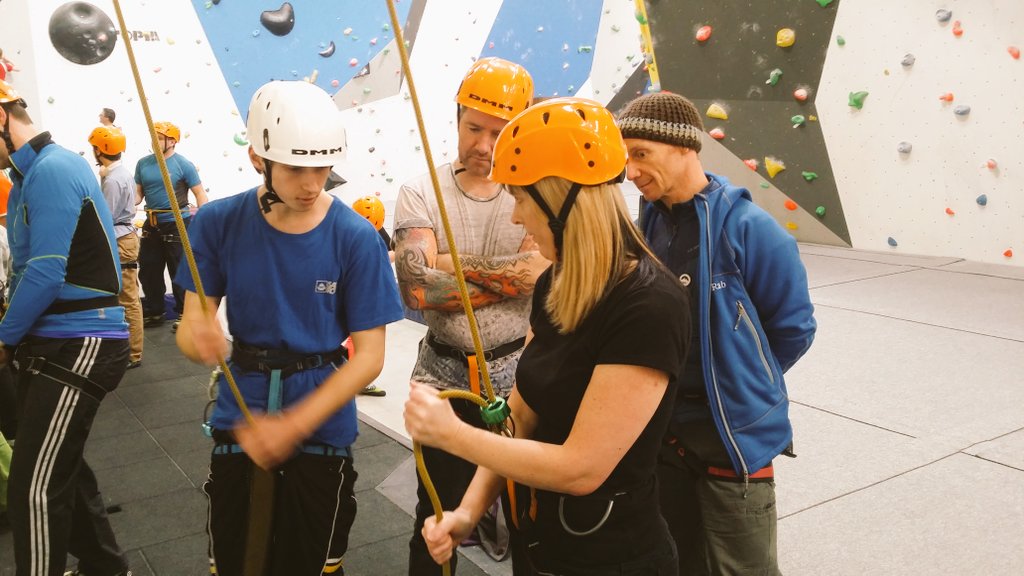 davis_joby's tweet photo. A busy weekend of @MtnTraining courses at Rockstar! #safety #climbing#cwa #foundationcoach@the_AMI  @WalltopiaBG https://t.co/PZFEoJjkiC