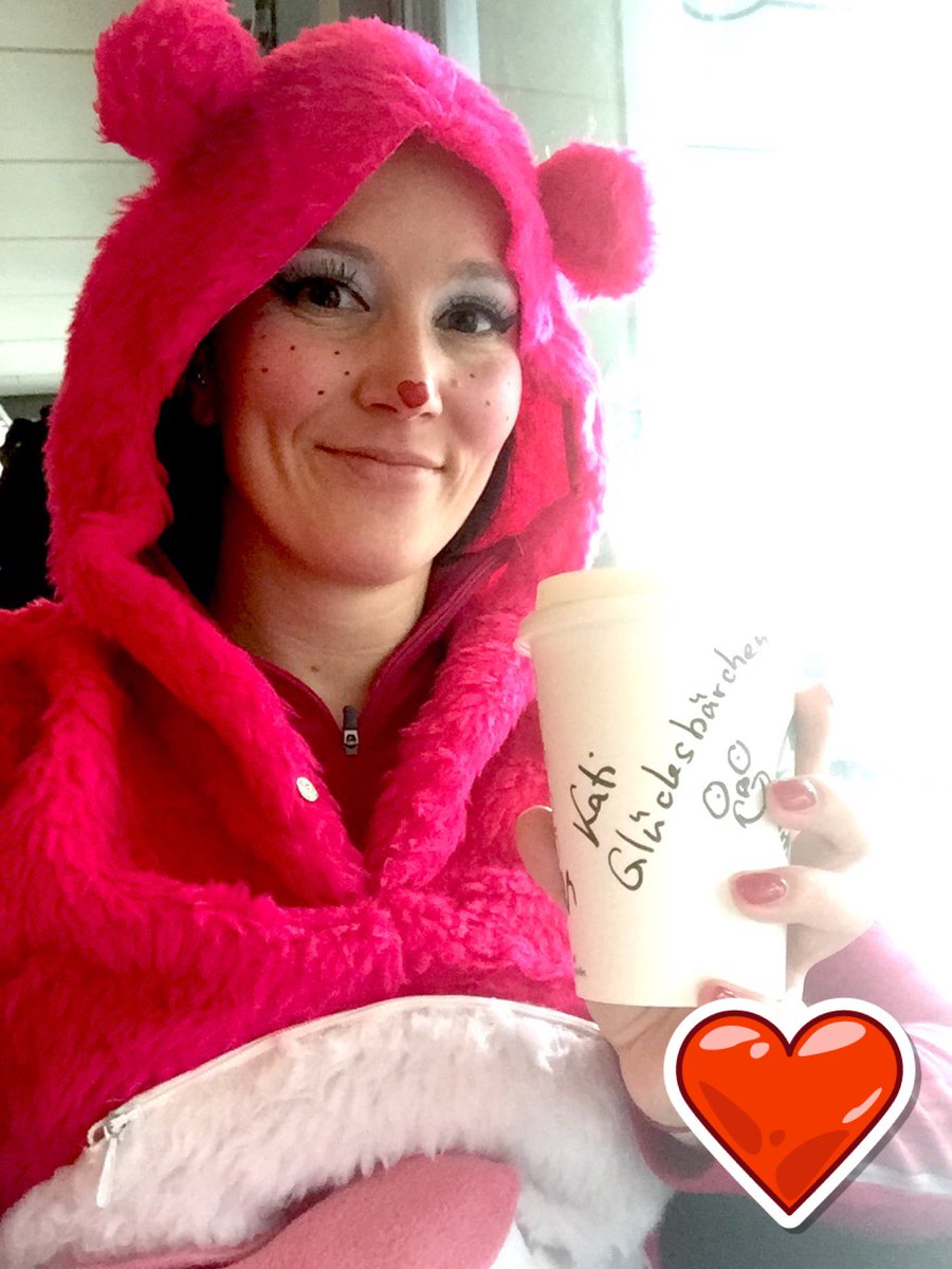 KiwiKTN's tweet photo. Damn straight! (at @StarbucksDe in Köln, Nordrhein-Westfalen) https://t.co/mgP9Kg4sn5 https://t.co/jSZp2CmMHp