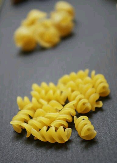LeChefCapone's tweet photo. La pasta,tipos,salsas,metodos de coccion y consejos...en mis cursos mucho mas #producto @queseru @quesoslaantigua https://t.co/9ef2Y5pkaD