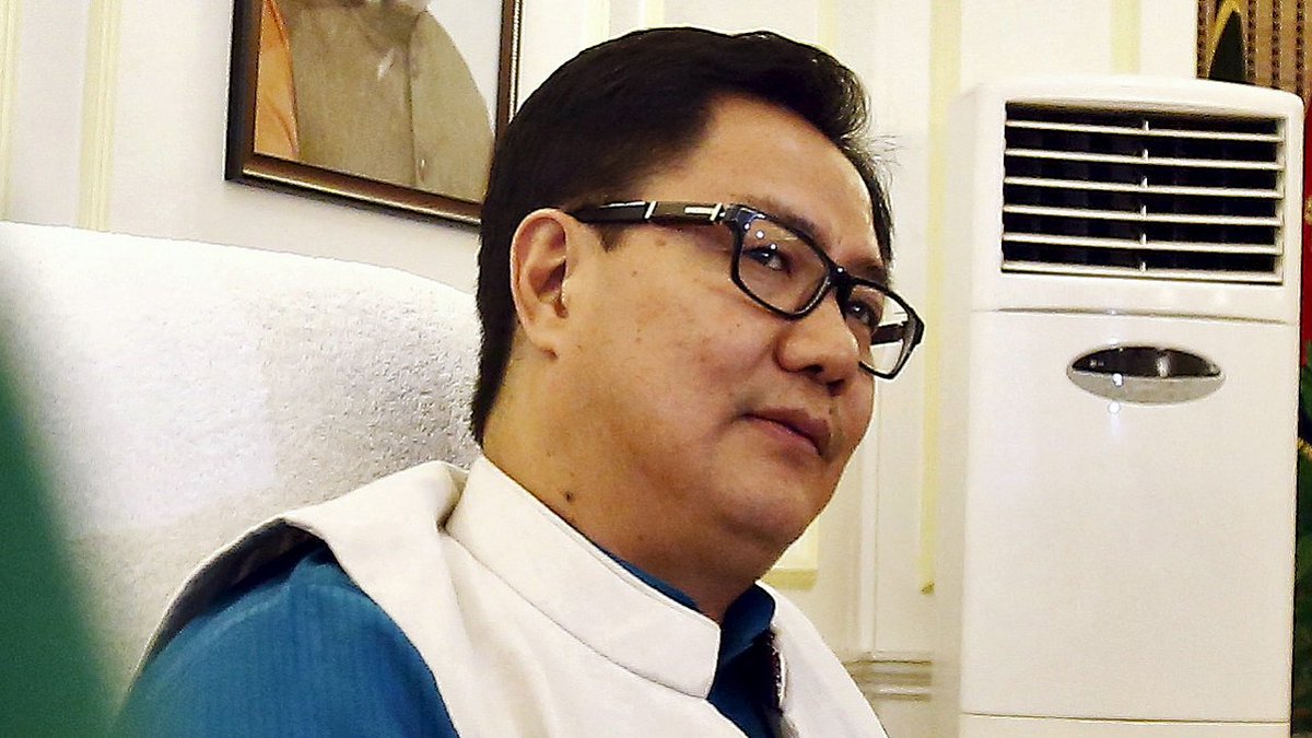 firstpost's tweet photo. #DavidHeadley's testimony will end ambiguity, lead case to logical conclusion: Kiren Rijiju https://t.co/vRmX4k9sbI https://t.co/FJYW2H0E1Y