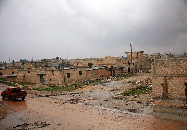 islamicworldupd's tweet photo. Pic of #SAA in #Ratyan Battle North of #Aleppo #Syria https://t.co/D6T3dIlSzH