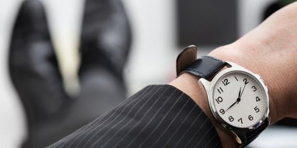 Faut-il tout faire pour le #BienÊtre des salariés ? bit.ly/1SaBnxE via <a href="/LaurClement/">Lauriane Clément</a> #QVT #Management #DRH