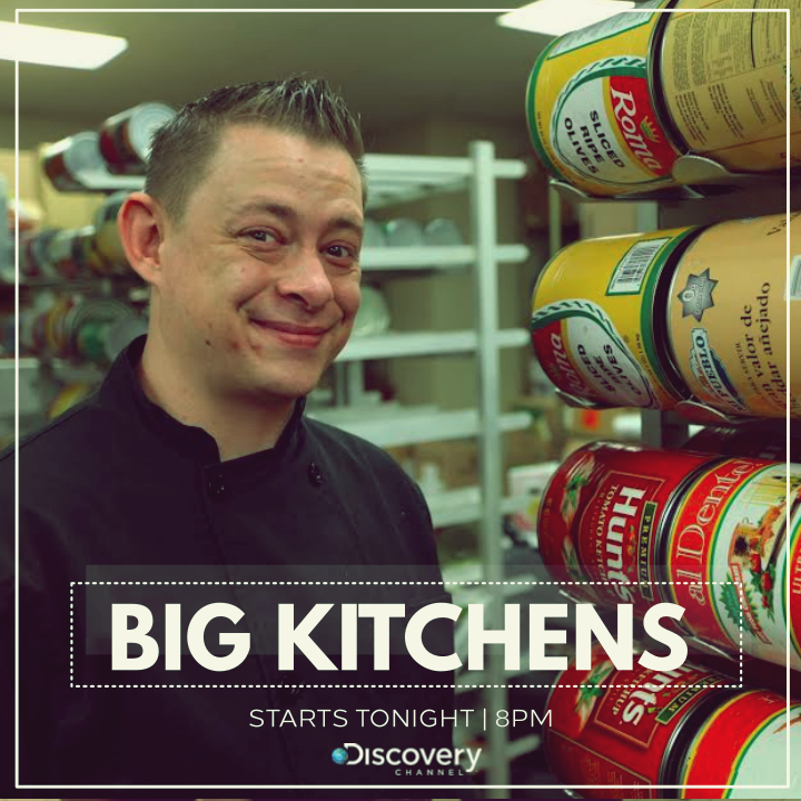 DiscoveryIN's tweet photo. We take you inside some of the most massive kitchens in the world, tonight at 8PM on #BigKitchens https://t.co/9aMurRYsXB