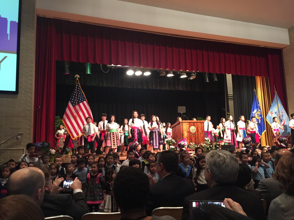 Brooke Vandeberg On Twitter Mayorofmke Sotc At Hmong American Peace Academy This Morning Https T Co Maafryhtx3