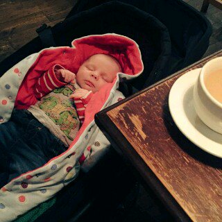 EmmaCalmo's tweet image. congratulations louis tomlinson