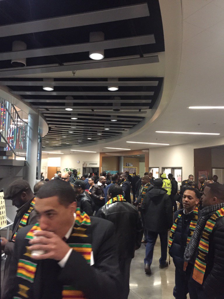 PENcredible's tweet image. Supporting our youth the right way! #NAAPID #Blacklivesmatter#100blackmen