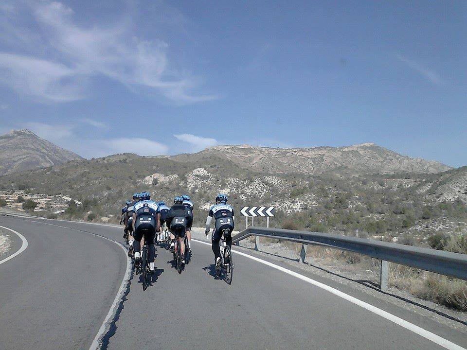 DucalSports's tweet photo. Le Team Differdange est en stage en Espagne
Den Team Deifferdeng ass am stage an Spuenien
@CCI_Differdange https://t.co/qbWM0YCLGd