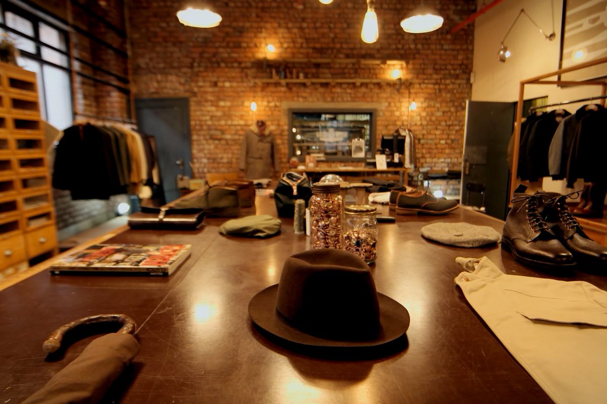 redbirdprojects's tweet image. See What Makes Private White V.C. One of the Most Respected Menswear Brands in the World
ow.ly/Y3vZs