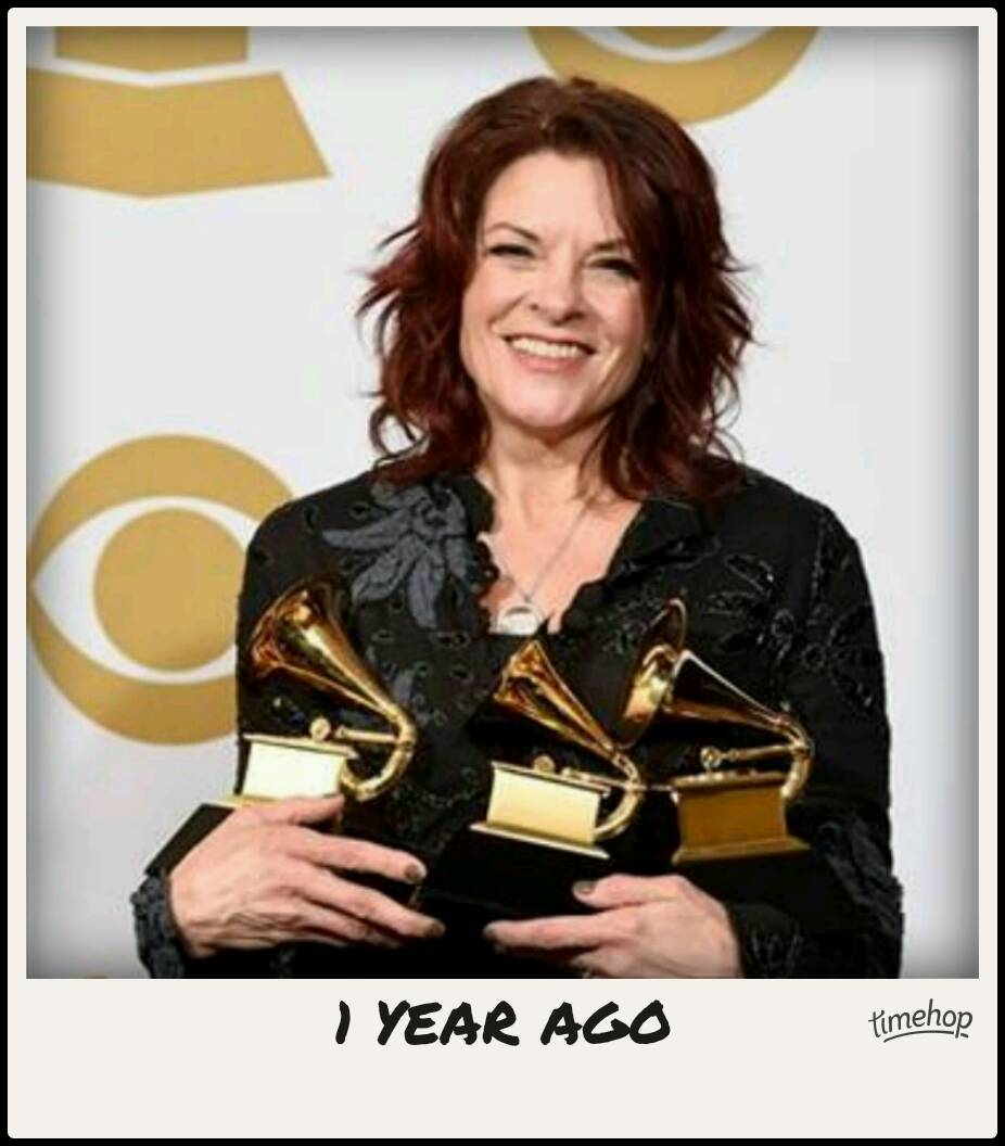 hugsy2k's tweet photo. . @rosannecash Look what was in my @timehop! #GRAMMYs #1yearago #TheRiverandtheThread https://t.co/4GhmC03C7m