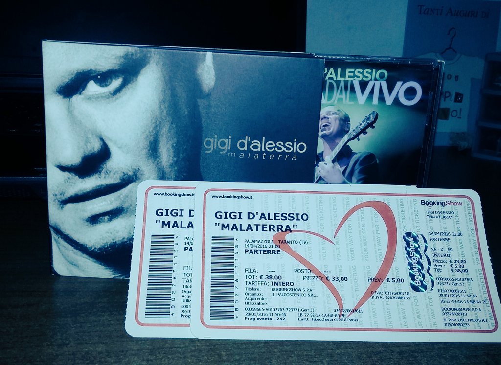 SCastoro1999's tweet photo. #GigiPortaciAnnaATaranto @_GigiDAlessio_  @_AnnaTatangelo_ https://t.co/8hBH6OfEYZ