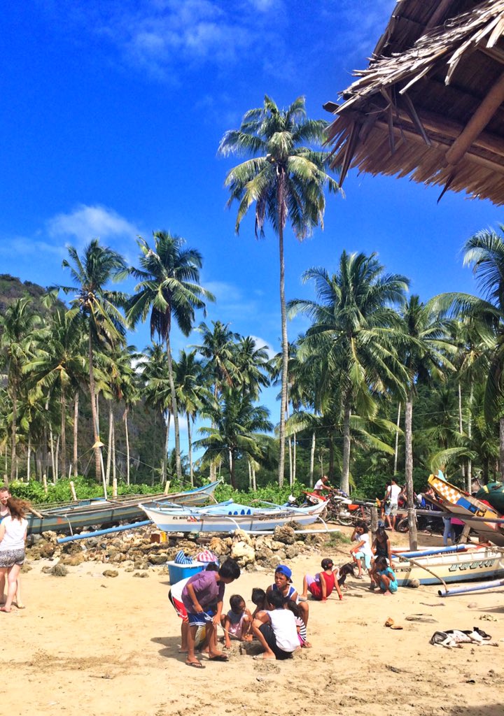 watsonspeed's tweet photo. Waiting for our ride, Corong Corong beach. El Nido. https://t.co/4mk0CooiKU