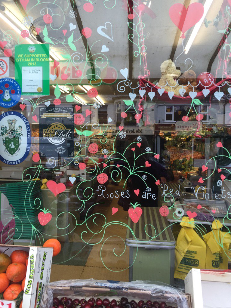 Love this <a href="/Strongs_Lytham/">Strongs</a> #ValentinesDay Window competition #lytham