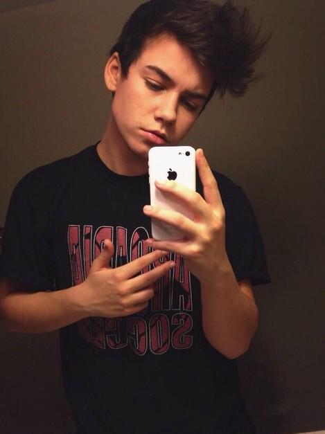 noisybcy's tweet image. morning babes