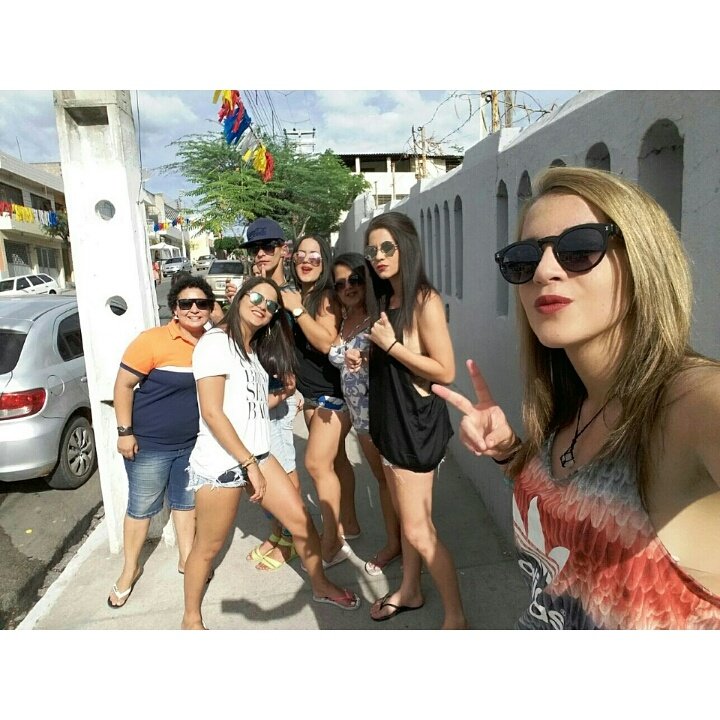 ManueleMarilia's tweet photo. ▶▶🍻 #EuMeDeiBem #ChoraNbb #AcabaNãoCarna #AsMelhores #Sóenchendoederramando https://t.co/HJfeKjmX3M