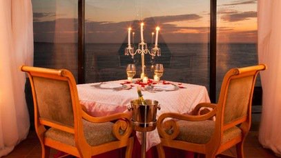 SunnySandJuan's tweet photo. ¿Premaramos tu apartamento para una cena romántica? #SanValentin en @SunnySandJuan https://t.co/jlf2DfPgy6