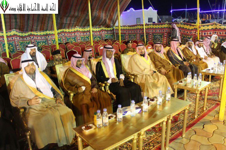 t_bedah's tweet photo. الحفل الختامي لدورة الشهيد عوض برعاية لجنة التنمية الاجتماعية ببيدة بحضور محافظ محافظة القرى وشيخ القبيلة والأعيان. https://t.co/CZ9Y6vxkNd