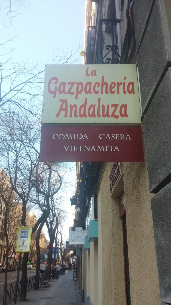 Yo todavía estoy ojiplática... Calle Ferraz. Madrid