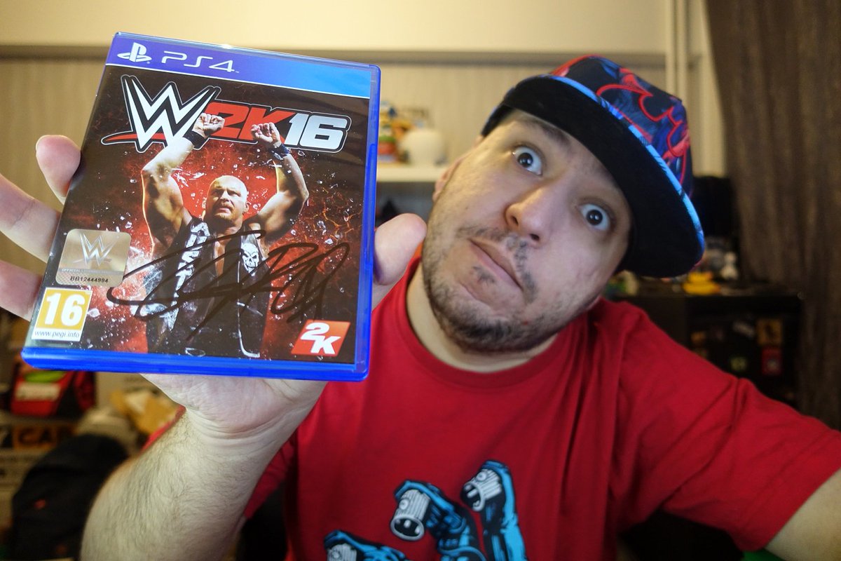 MrQuoty's tweet photo. Gagnez votre jeu WWE 2K16 (Ps4) dédicacé par @WWECesaro pour participer, il suffit de follow + #RT ce tweet ! https://t.co/LLXiJVcusa