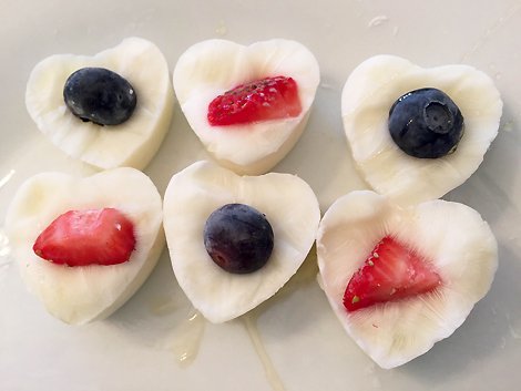 Sweet Treats for Your Sweeties TODAY on THE DOGGY DISH on Pet Life Radio! ow.ly/Y5JTC  <a href="/doggydishradio/">The Doggy Dish</a>