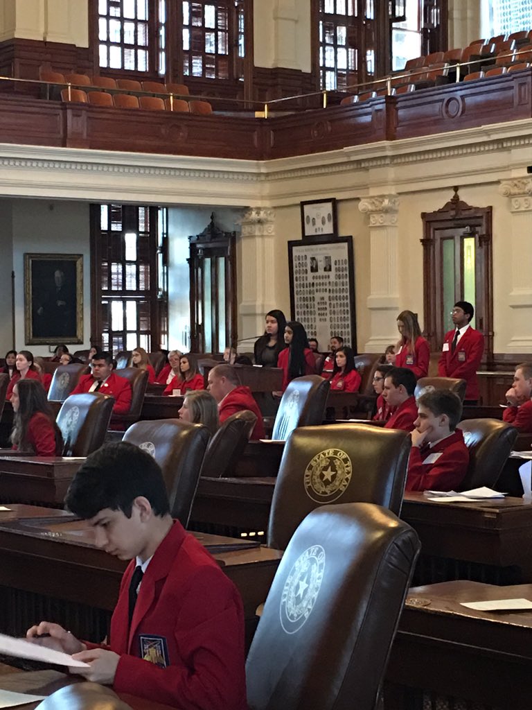 CHSCulinaryArts's tweet photo. CHS in the House! #skillsusatxd7 #skillsusatx https://t.co/q5f4w1V5rx