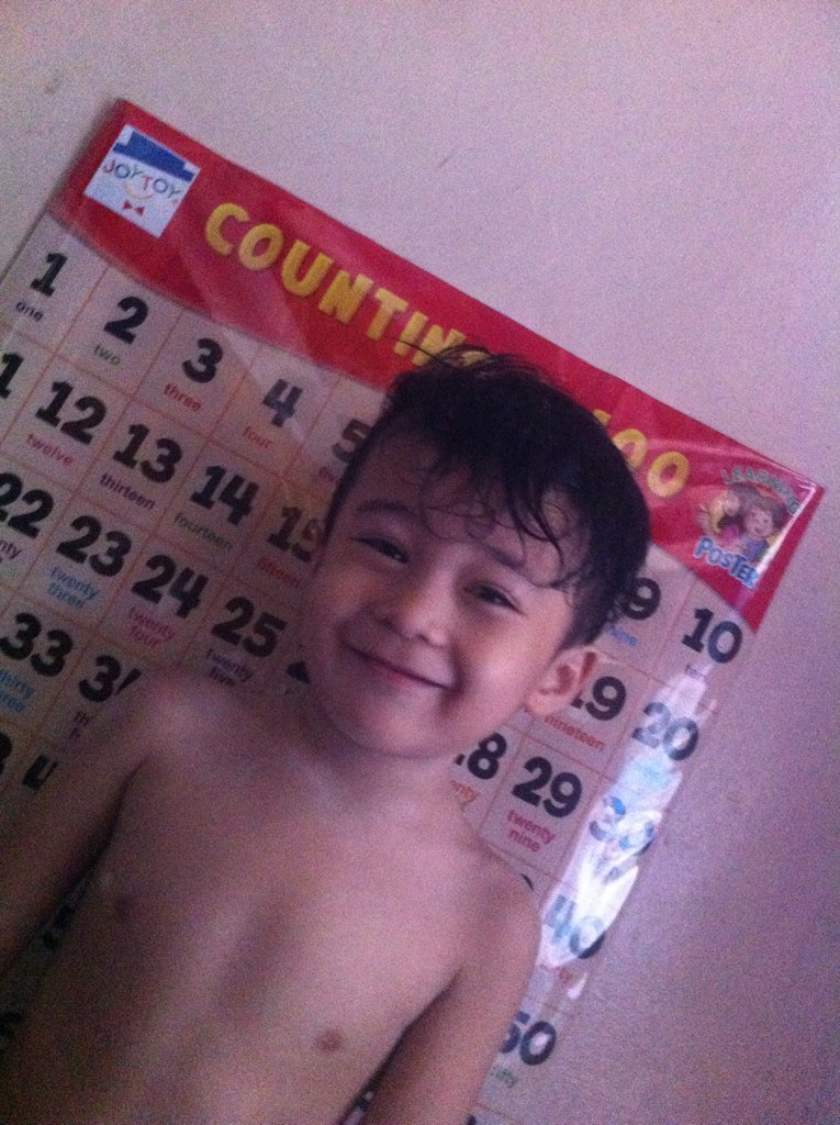 mae53970631's tweet photo. BaGong liGo anG baTa nMin ✌️😊 https://t.co/v1elm1sVDN