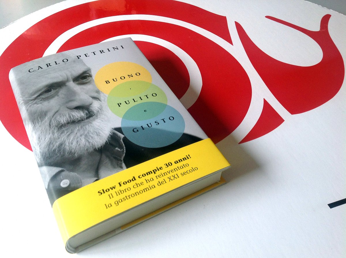 SlowFoodEditore's tweet photo. Emozionati di annunciare che... #BuonoPulitoeGiusto è appena arrivato in redazione! #CarloPetrini #vivereslow https://t.co/OnMZpwPjKw