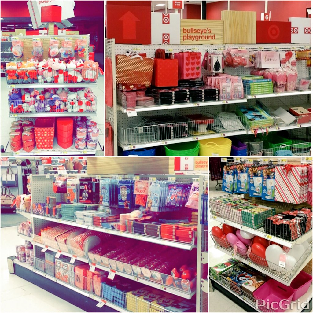 #BullseyesPlayground is feeling the love in #1109 #FirstImpressions #GoSales <a href="/MDB729/">Matt Baker</a> <a href="/S2Roche/">Stefanie Roche</a> @neilstrongTGT
