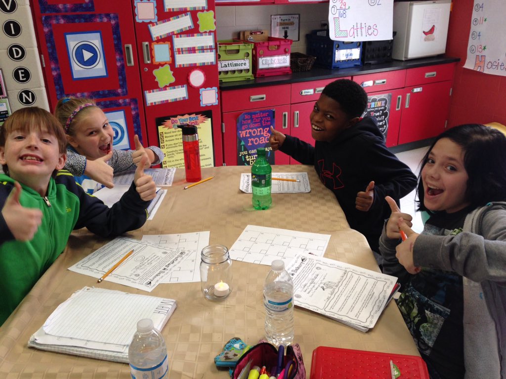 Hogies4th's tweet image. Hogatties Cafe opened for business today! #funfractions