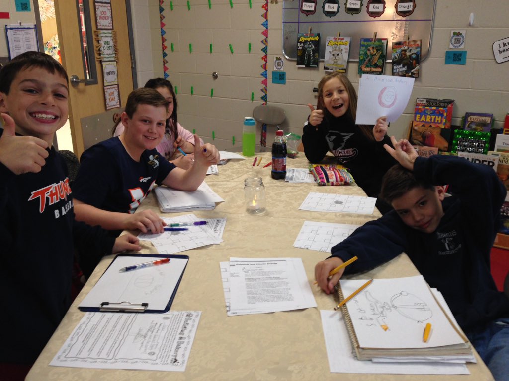 Hogies4th's tweet image. Hogatties Cafe opened for business today! #funfractions