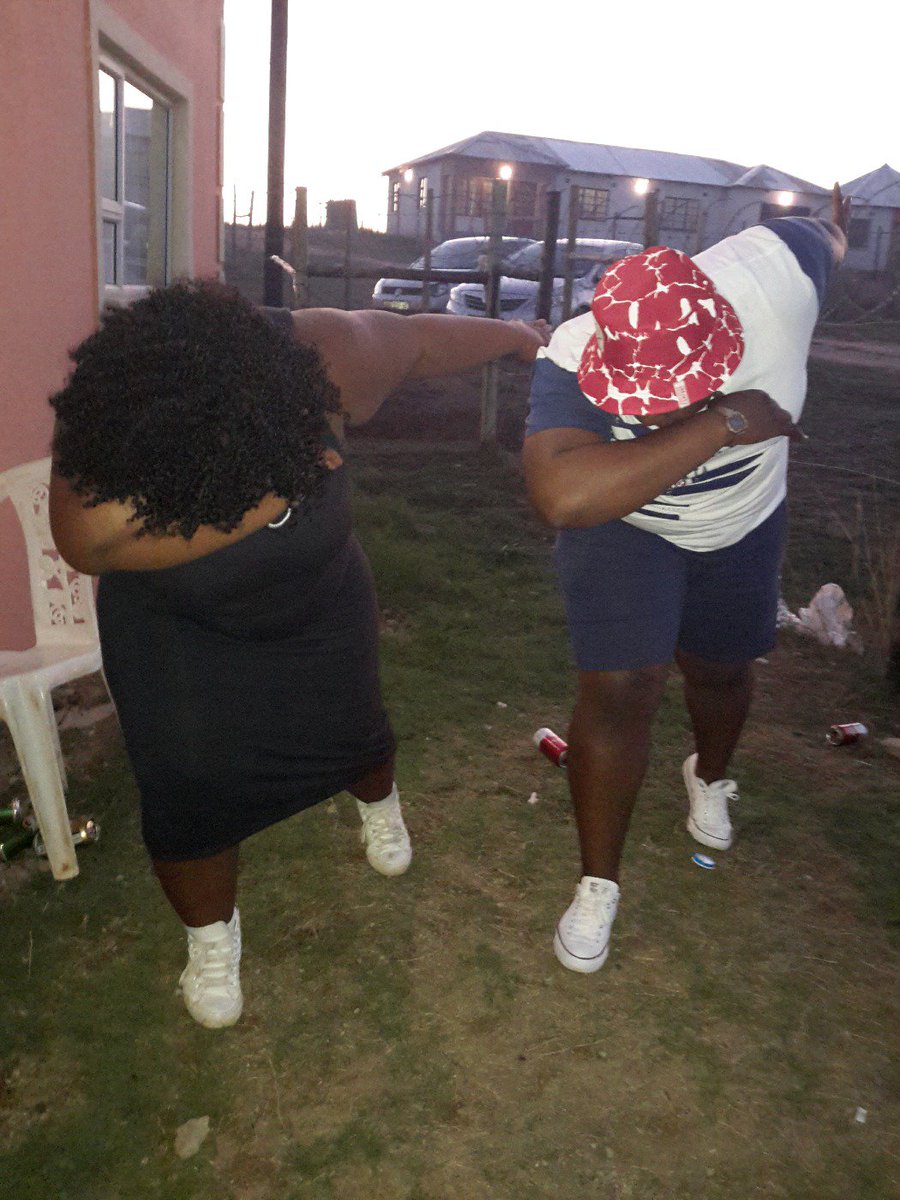 LIDZ3EC's tweet photo. #MLOZENI #MLOZENI #MLOZENI
MY SISTER IS CRAZY AKAKHUZEKI...! https://t.co/R4HWRvTqHJ
