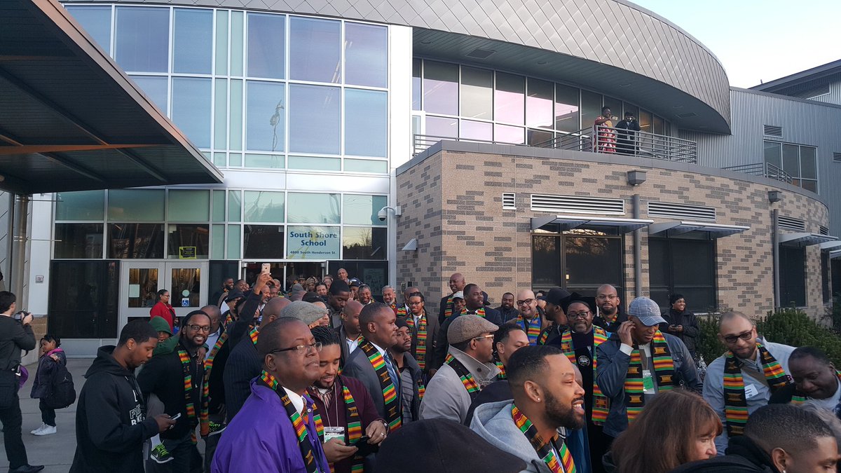 NumenAB's tweet photo. #100BlackMenSeattle #SeattleHigh5 @Medium @TheFactsNW @truthfighter1 @MBK_Alliance @seattletimes https://t.co/mVZ6IX2qWT